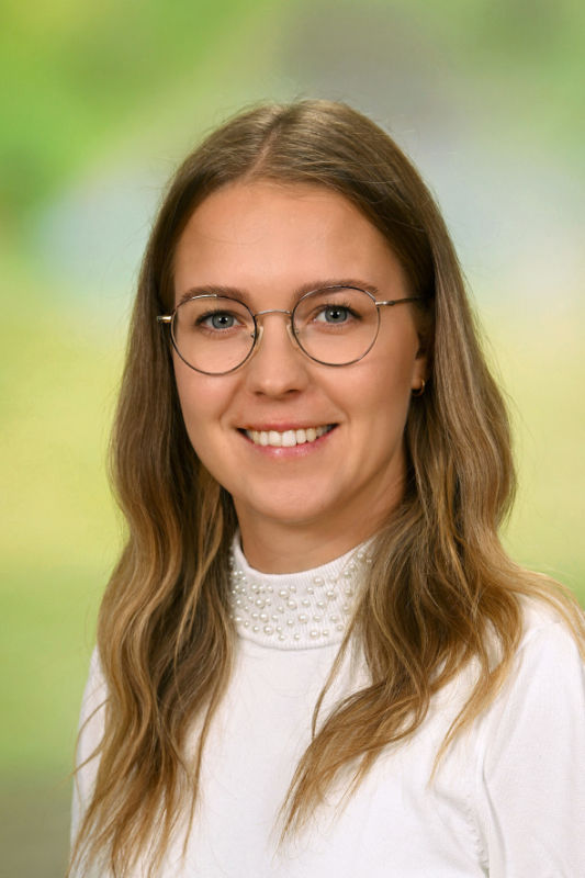 Sophie Sinkovits, BEd.  Sophie Sinkovits, BEd.