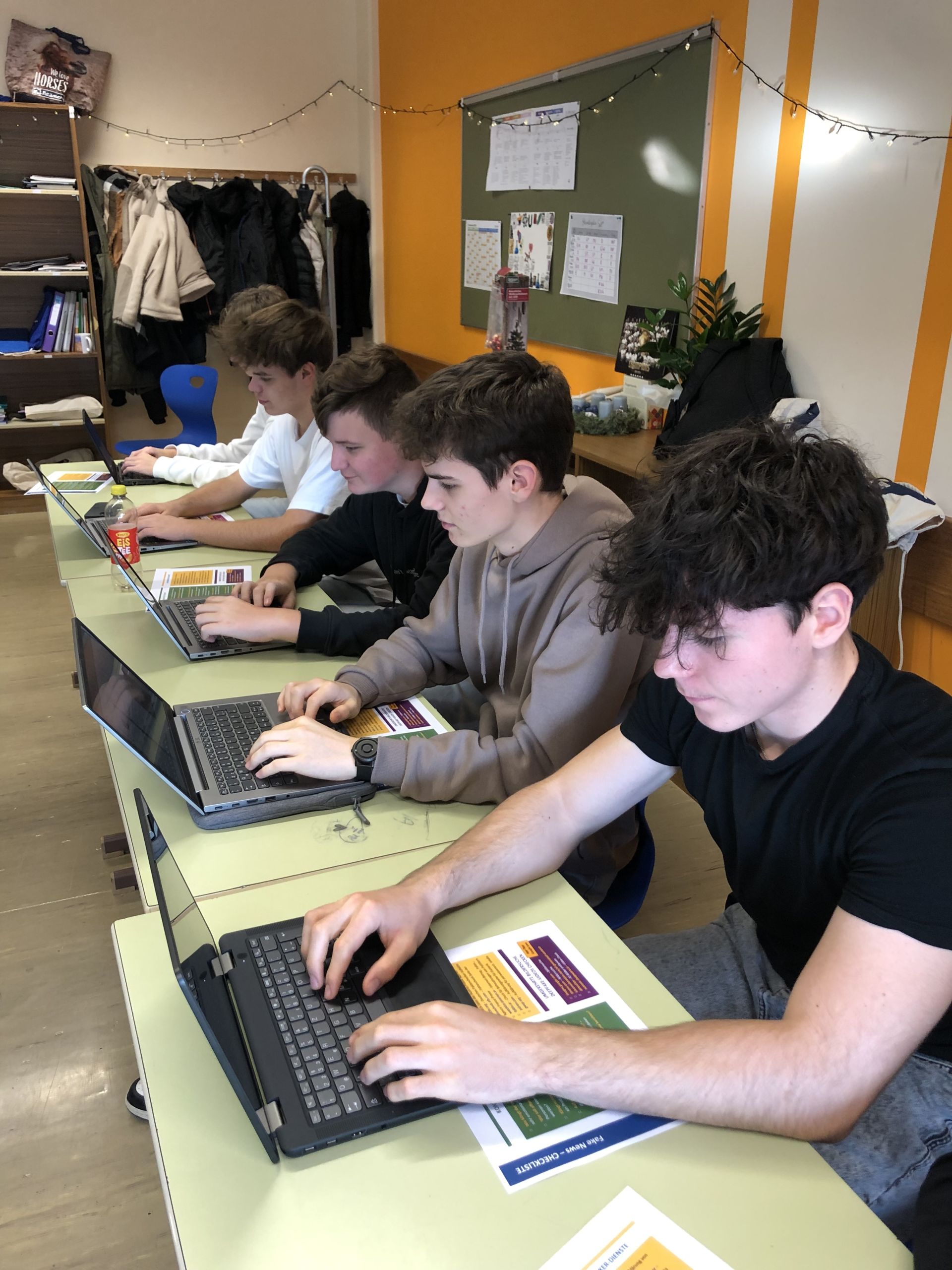 2_Fake-News-Workshop1305